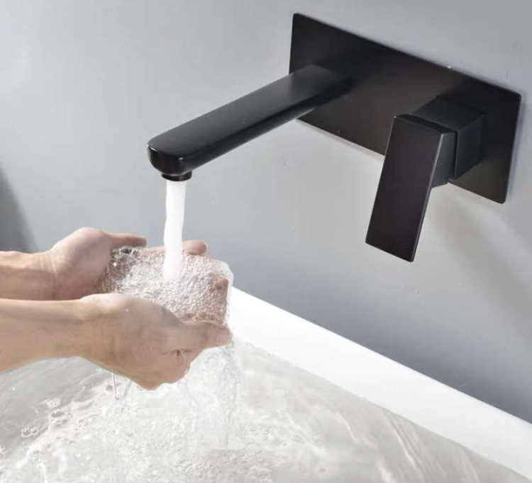basin faucet.jpg