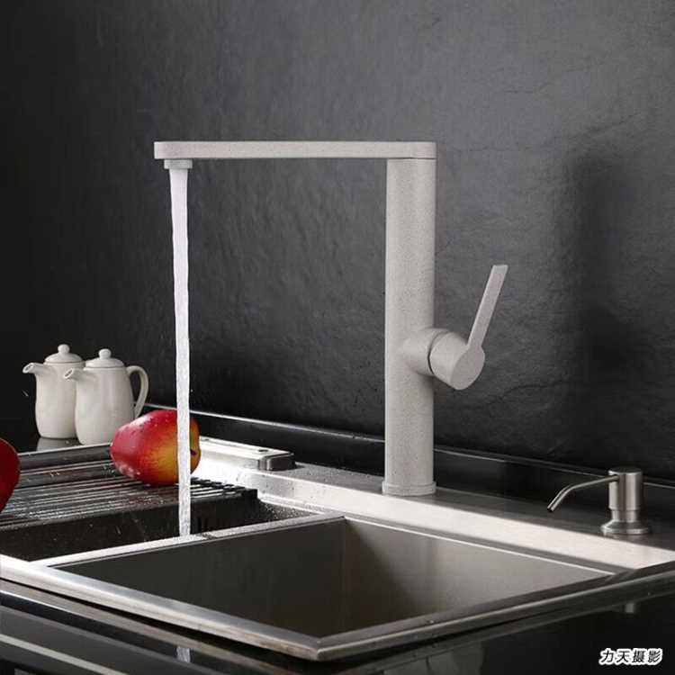 kitchen sink3.jpg