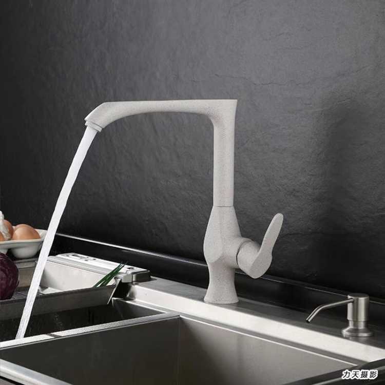 choosing kitchen faucet3.jpg