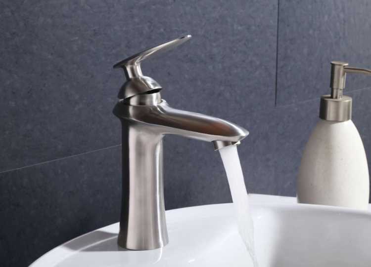 advantages of stainless steel faucets3.jpg