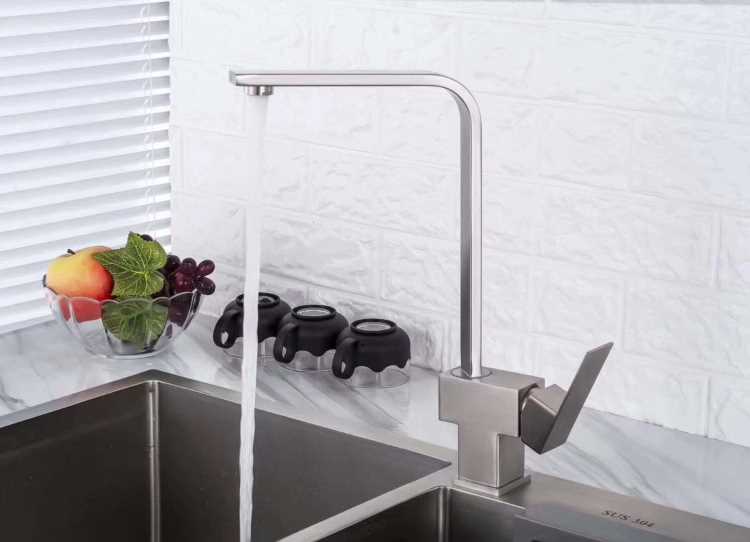 maintain stainless steel faucet3.jpg