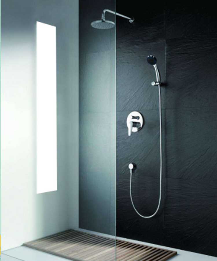 concealed and surface mounted shower3.jpg