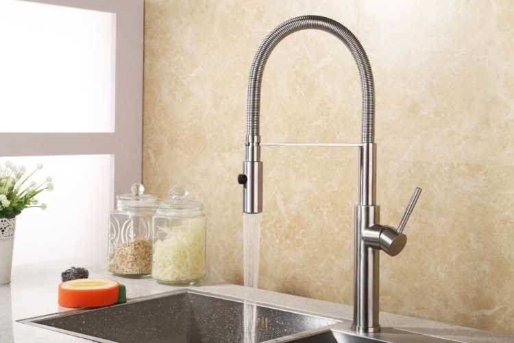 replace the valve core of faucet2.jpg