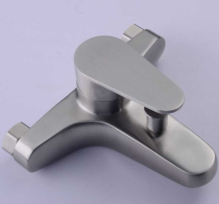 YT-1-2011H2 Bathtub mixer.jpg