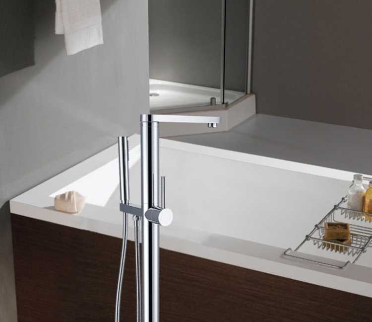 floor type bathtub faucet6.jpg