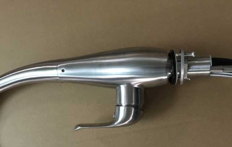 YT-1-1139H5 Pull out kitchen mixer.jpg