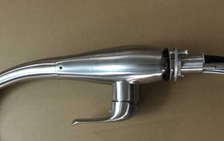 YT-1-1139H5 Pull out kitchen mixer.jpg