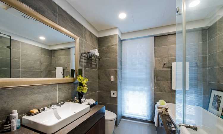 Modern bathroom3.jpg