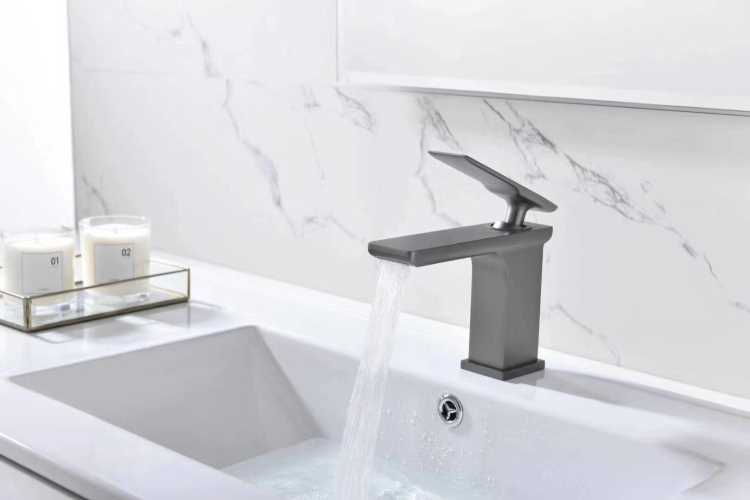Tips for faucet maintenance1.jpg