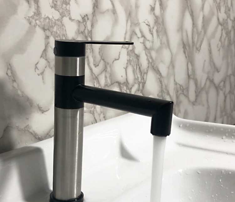 YT-1-0402H4 Single cold basin faucet.jpg