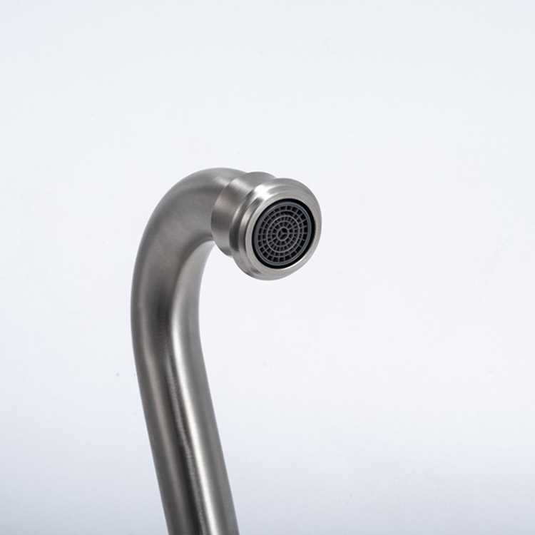 YT-1-1125H2　Kitchen faucet.jpg