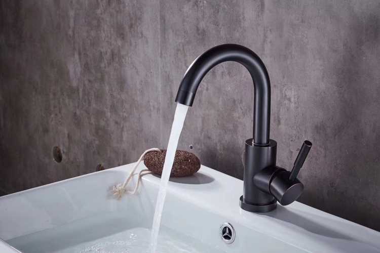 Winter faucet maintenance guide1.jpg