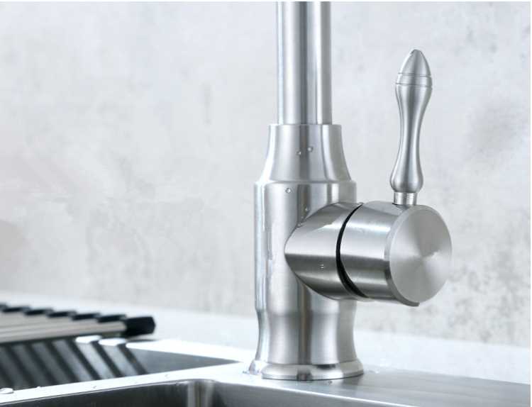 YT-1-1144H-15 Kitchen faucet.jpg