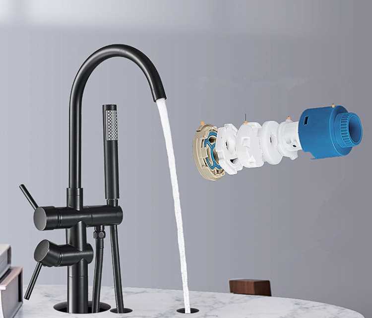 YT-1-2551B13 Floor stand bathtub faucet.jpg