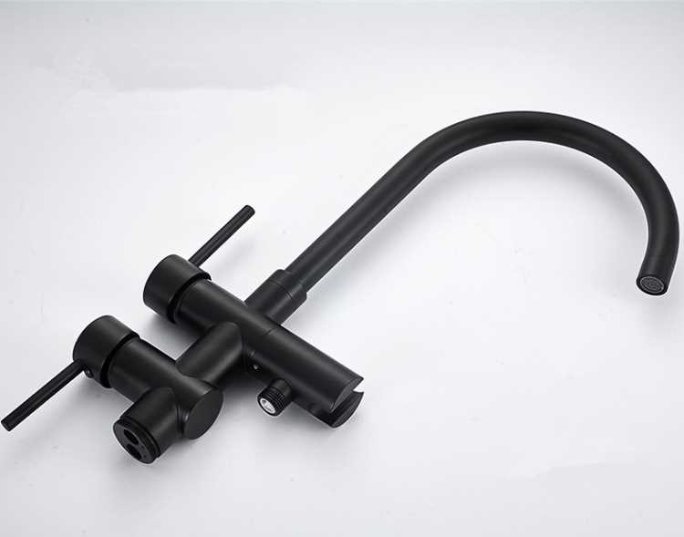 YT-1-2551B14 Floor stand bathtub faucet.jpg