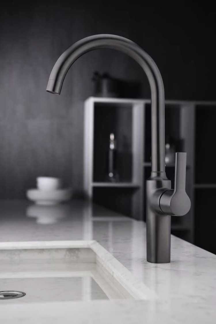 kitchen faucets3.jpg