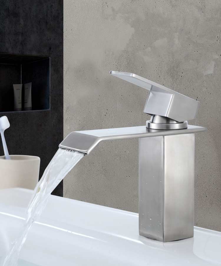 Precautions for purchase of 304 stainless steel faucet3.jpg